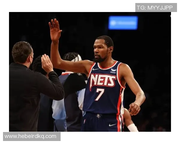 篮网队球星杜兰特迎来复出战，向球队及队友发出挑战