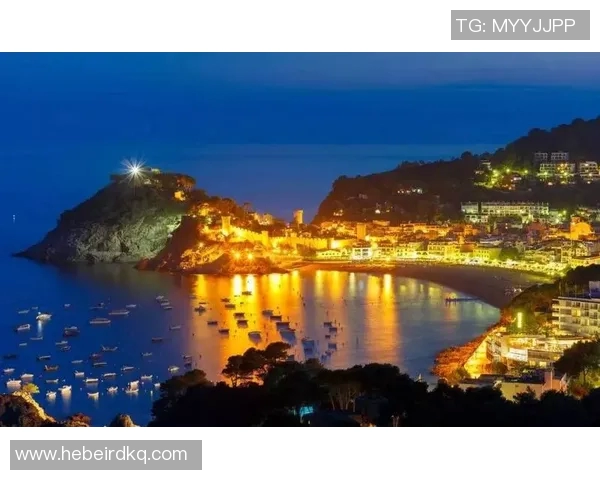 赫罗纳小镇文化节庆，缤纷体验吸引游客热情参与